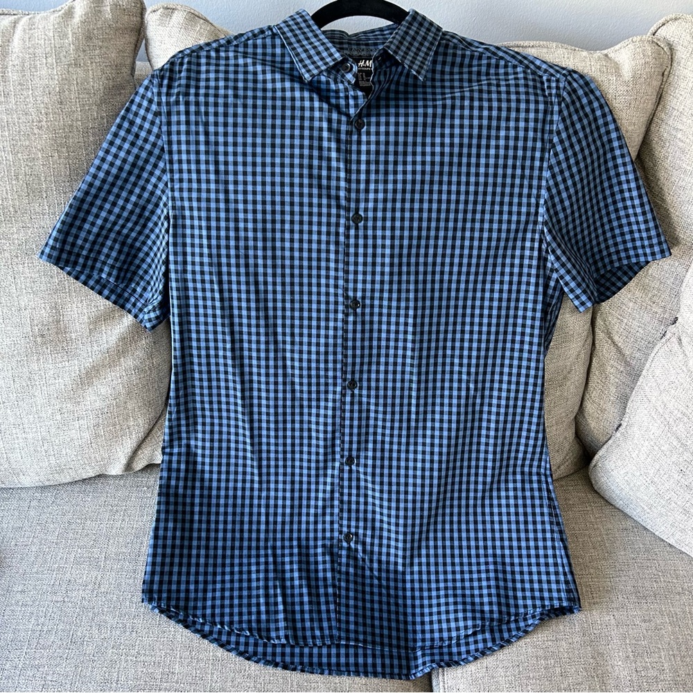 Men’s Short Sleeve Button Down